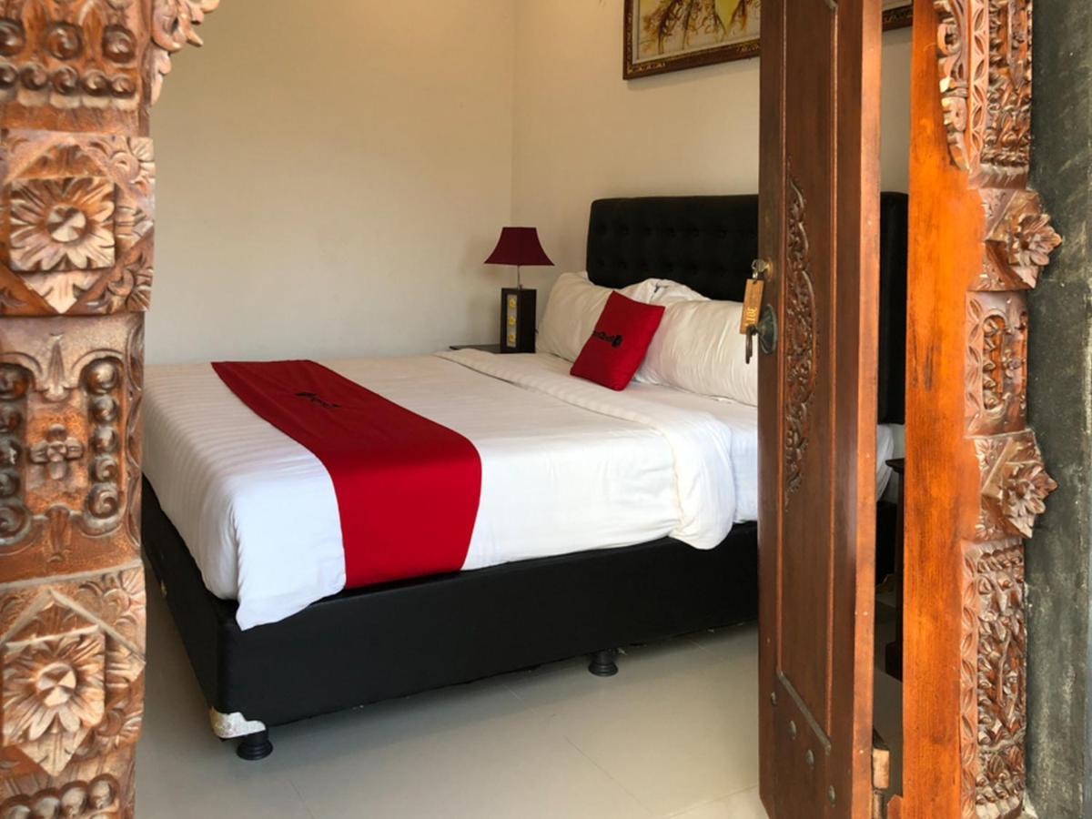 Reddoorz Plus Near Dreamland Beach جيمباران المظهر الخارجي الصورة