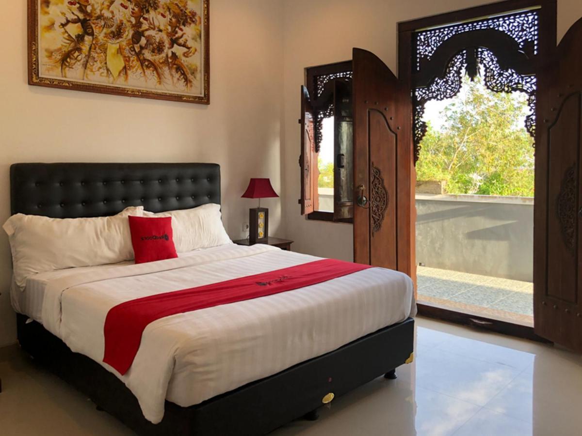 Reddoorz Plus Near Dreamland Beach جيمباران المظهر الخارجي الصورة