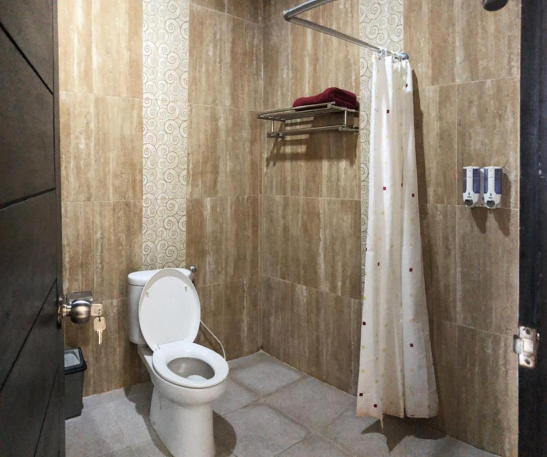 Reddoorz Plus Near Dreamland Beach جيمباران المظهر الخارجي الصورة