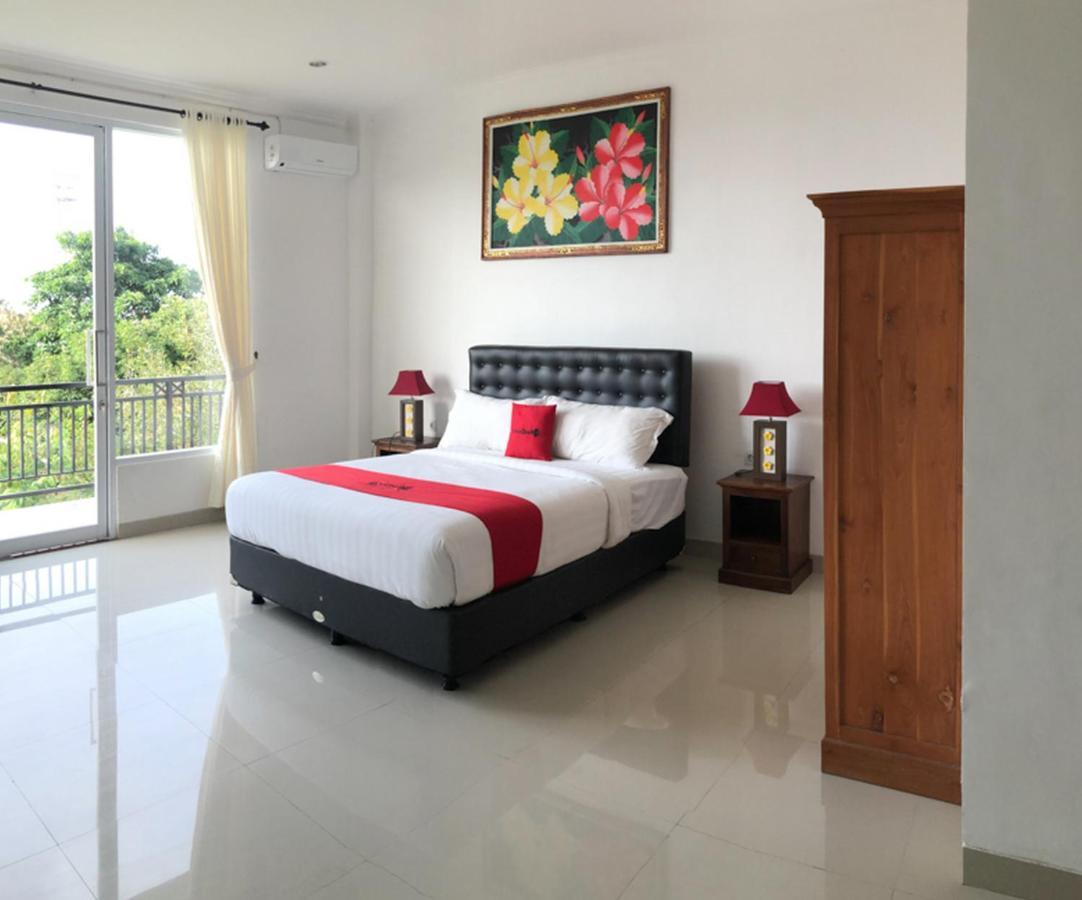 Reddoorz Plus Near Dreamland Beach جيمباران المظهر الخارجي الصورة